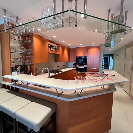 Bel Air - 3 Bedroom With Sauna And Phenomenal Sea View T72 * Oostende