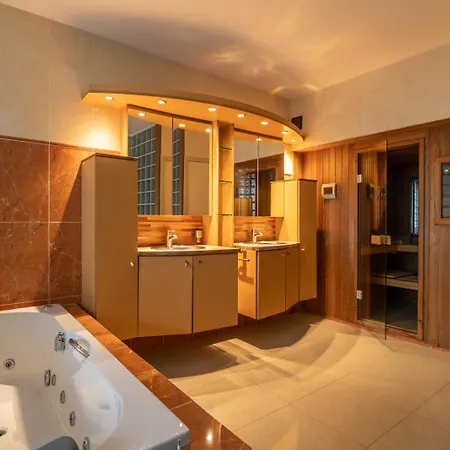 公寓 Bel Air - 3 Bedroom With Sauna And Phenomenal Sea View T72